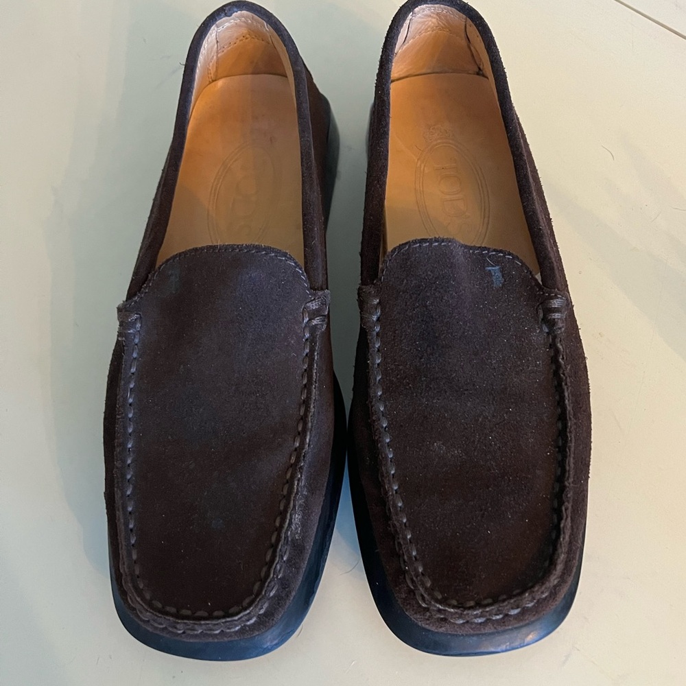 TOD'S DRIVING SHOES BROWN SUEDE Leather SIZE 5.5 Loafers Square Toe